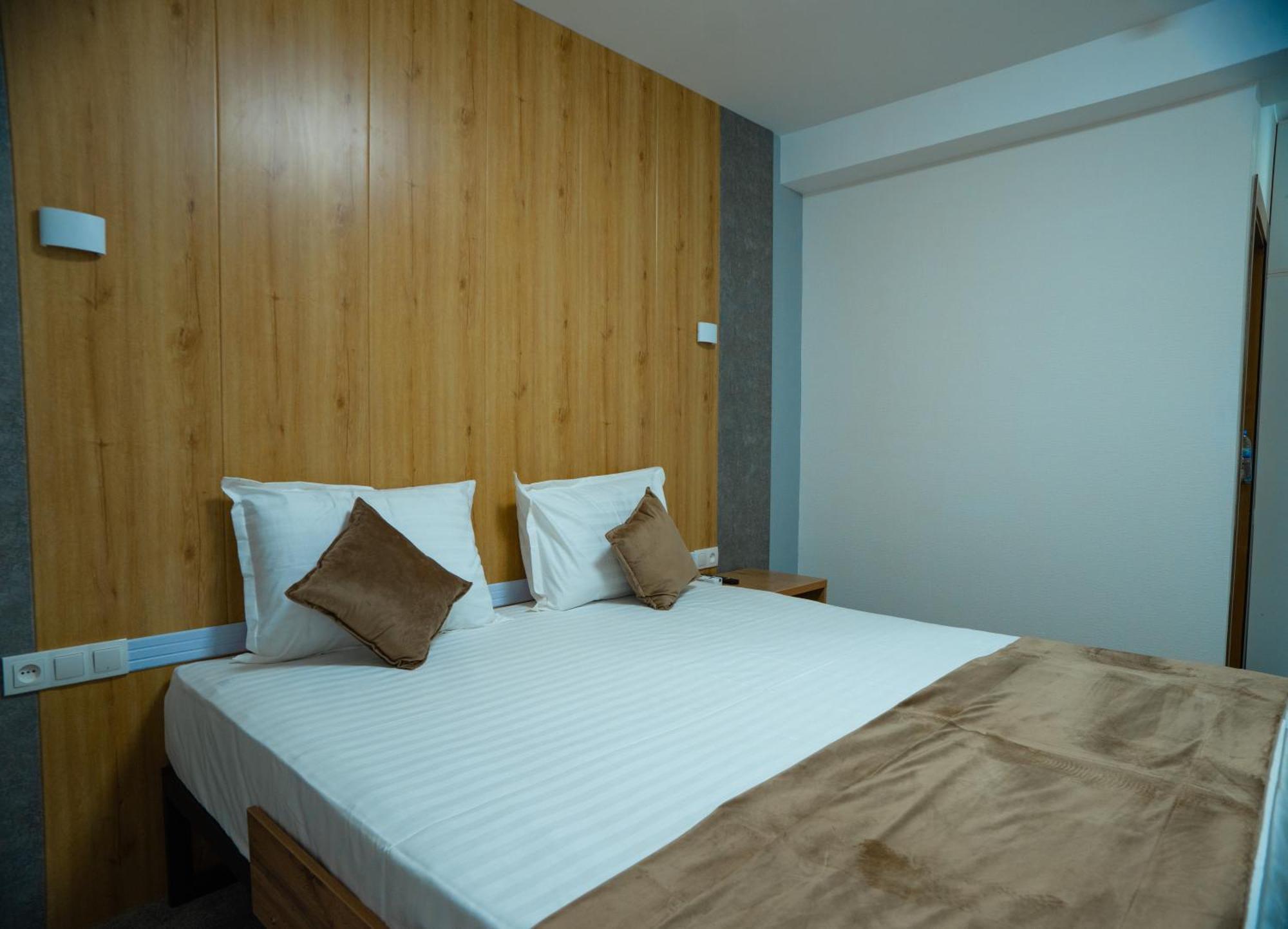 Art Plaza Hotel Taschkent Exterior foto